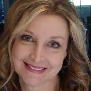 Meet your Posher, Yvette